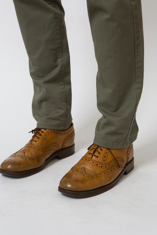 The Medium Weight 5-Pocket in Olive
